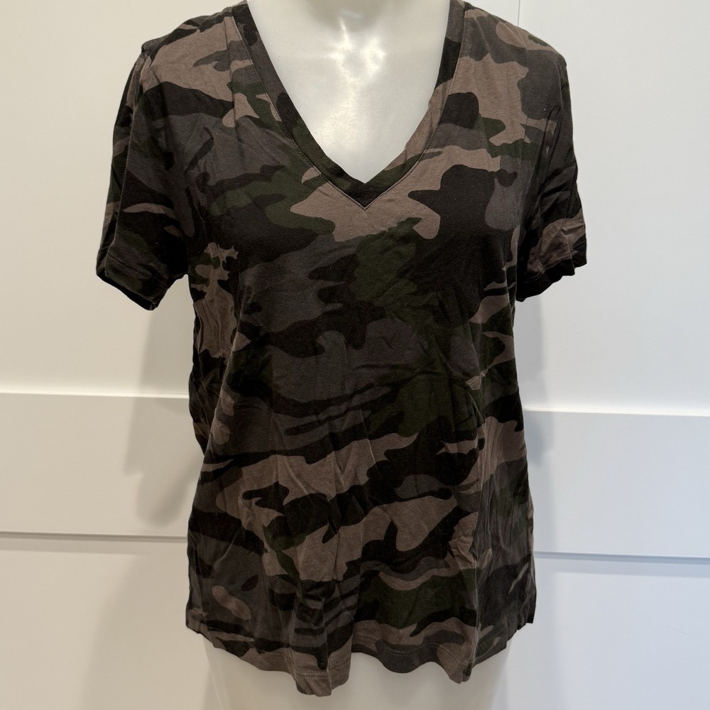 Rails The Cara V Neck Camo T Shirt Women's M Military Print Cotton Modal